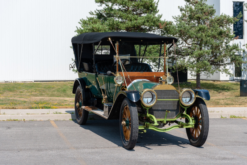 Illustration for article titled Horseless Carriages Visit Our Museum